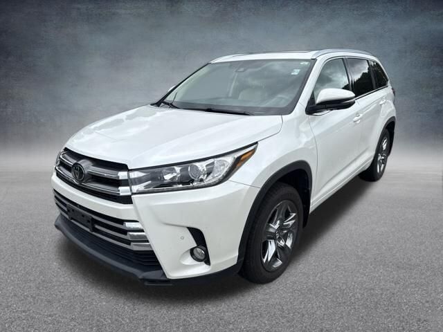 2018 TOYOTA Highlander