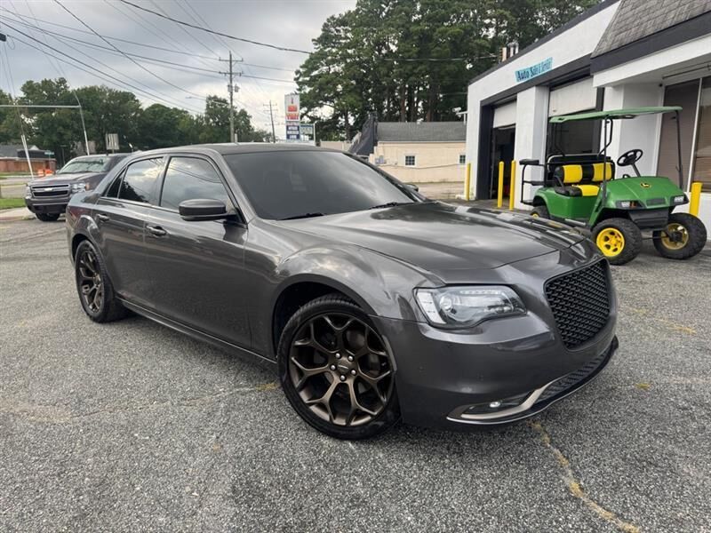 2016 CHRYSLER 300