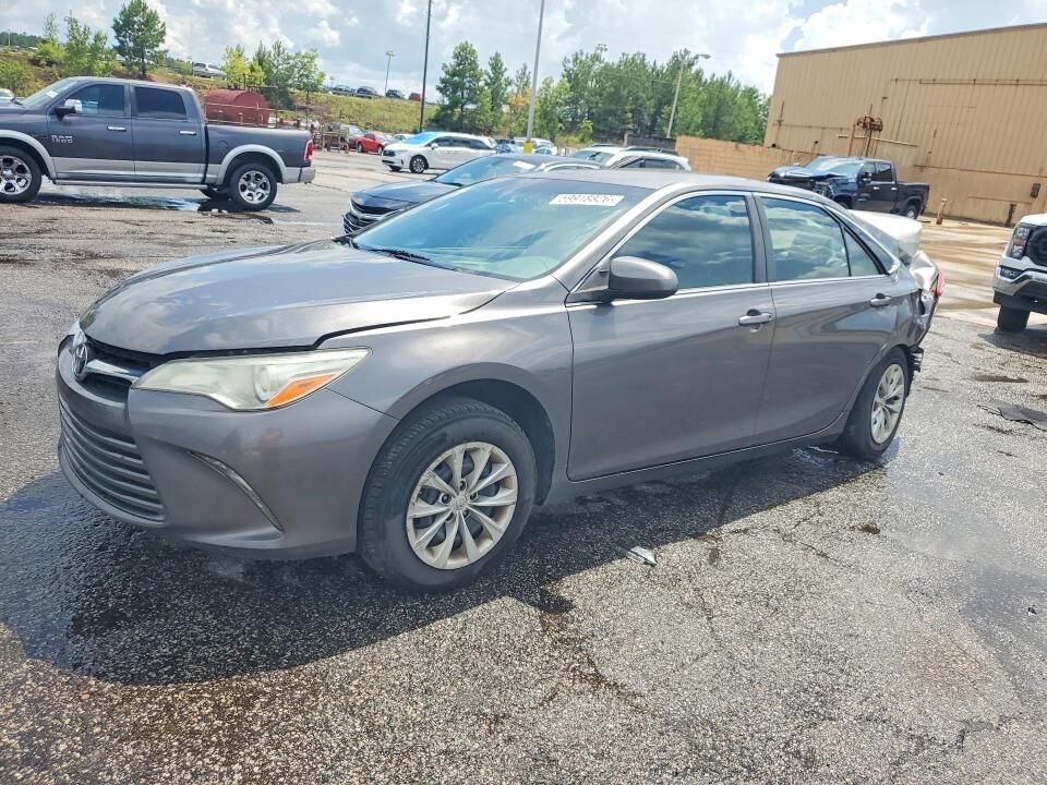 2016 TOYOTA Camry