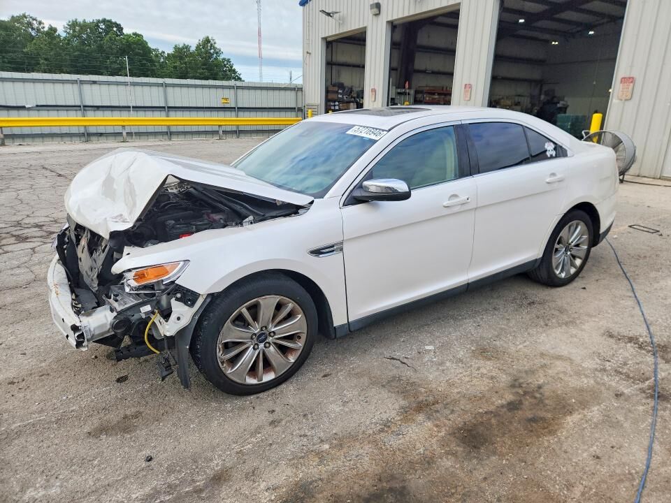 2011 FORD Taurus