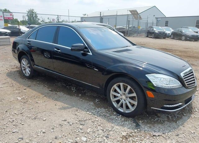 2012 MERCEDES-BENZ S-Class