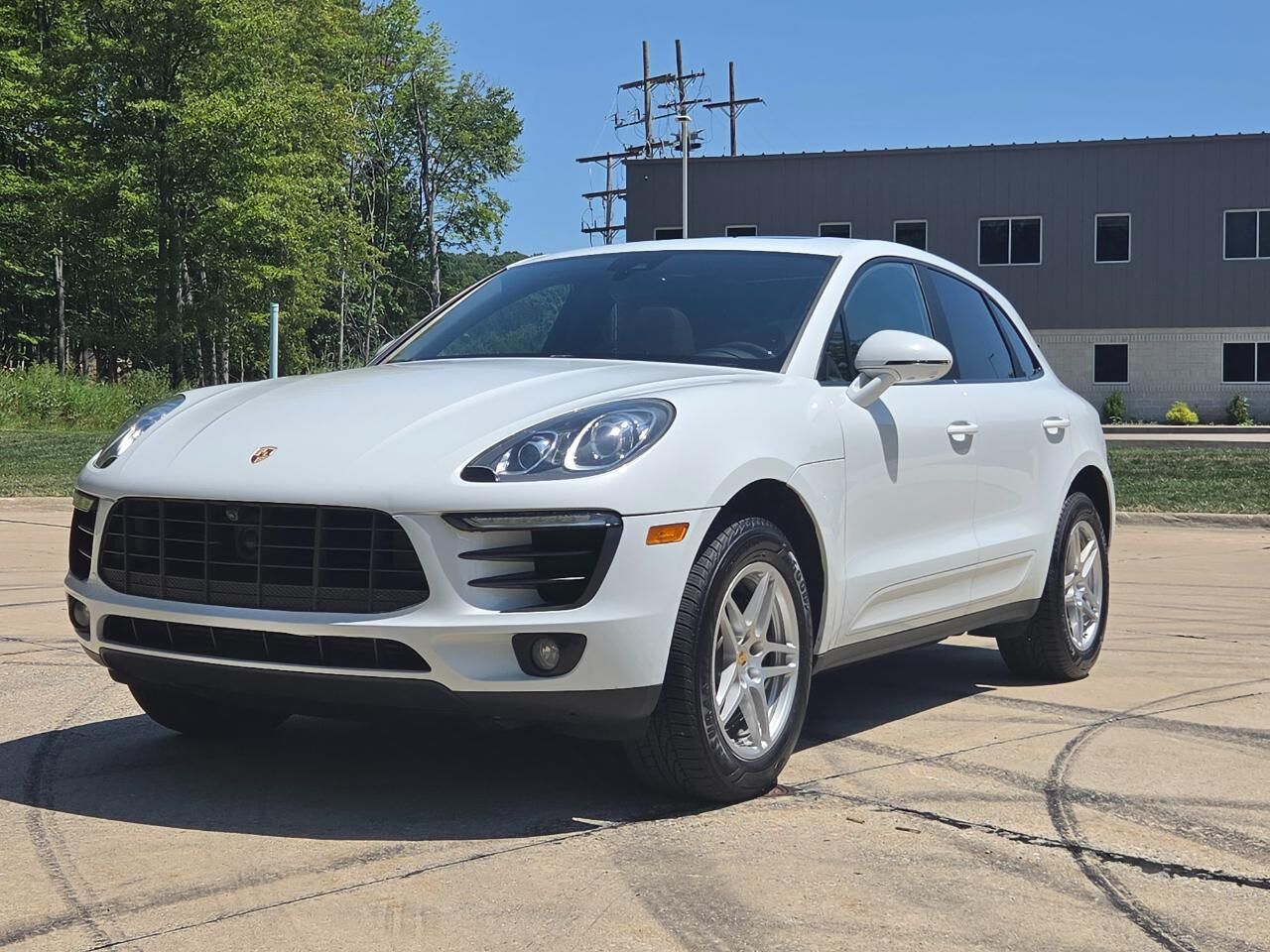 2018 PORSCHE Macan