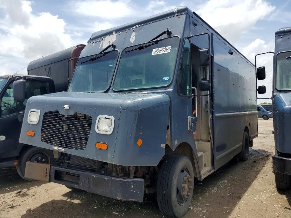 2020 FREIGHTLINER MT 45G Front Gasoline Engine Walk in Van Chassis