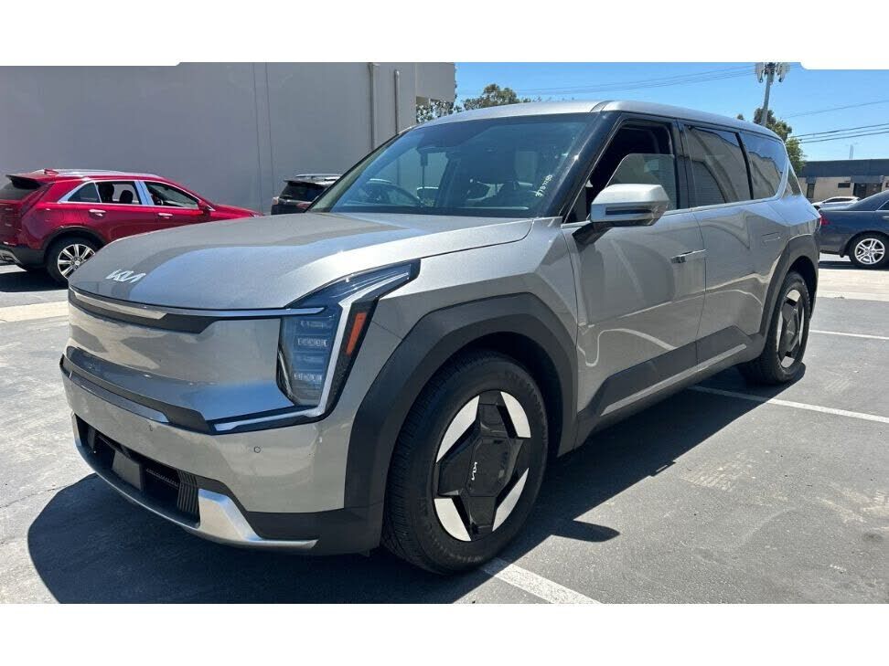 2024 KIA EV9