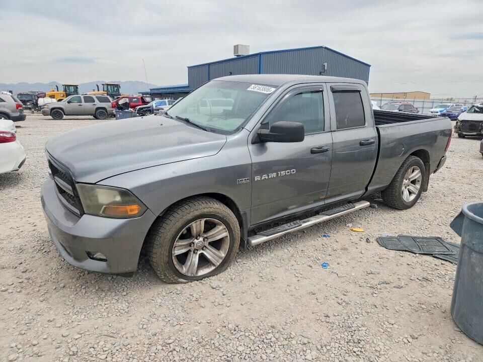 2012 DODGE Ram