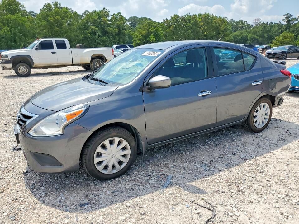 2018 NISSAN Versa