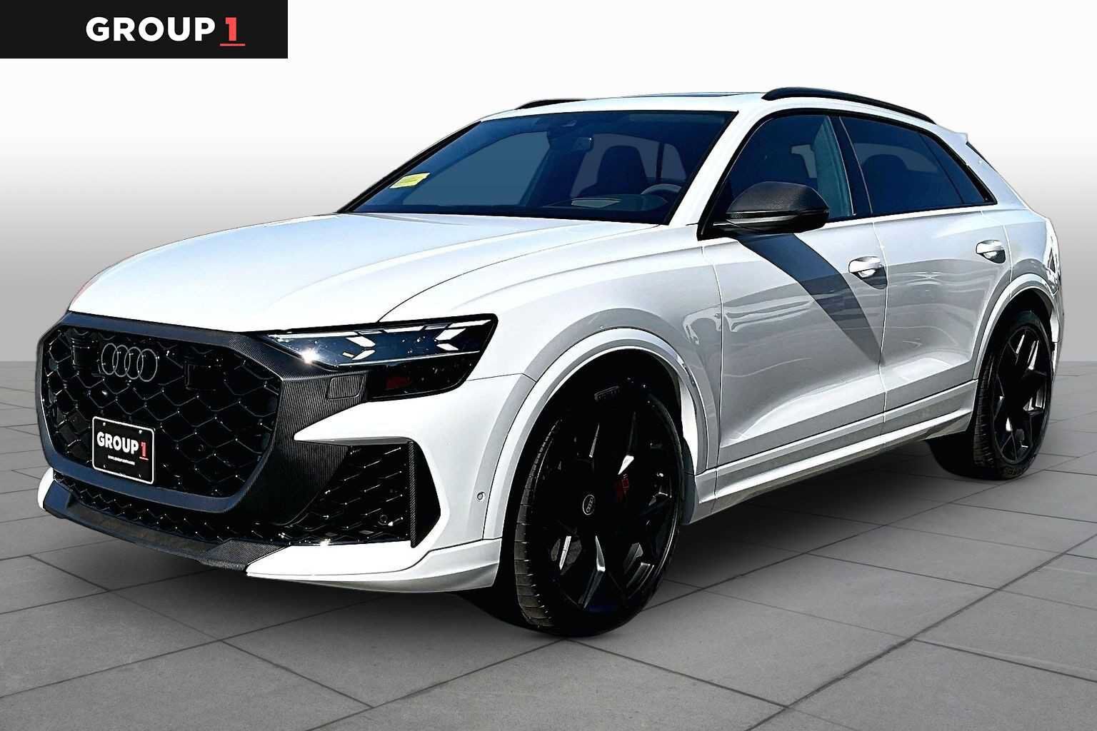 2025 AUDI RS Q8