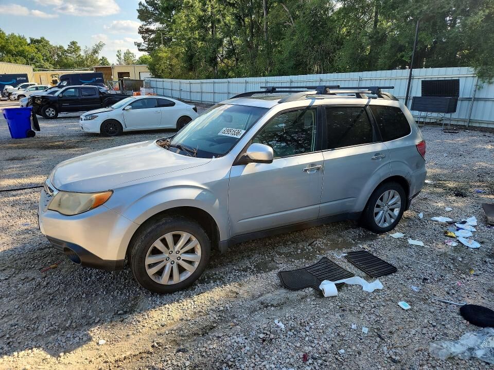 2011 SUBARU Forester