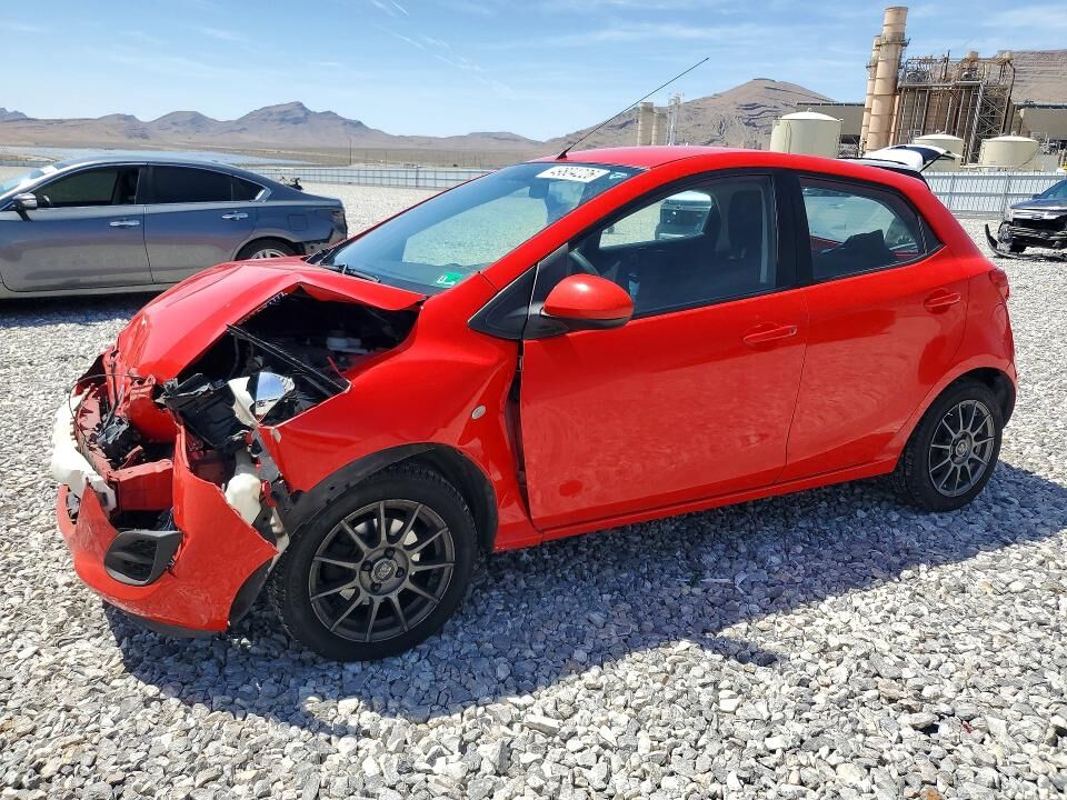 2014 MAZDA Mazda2
