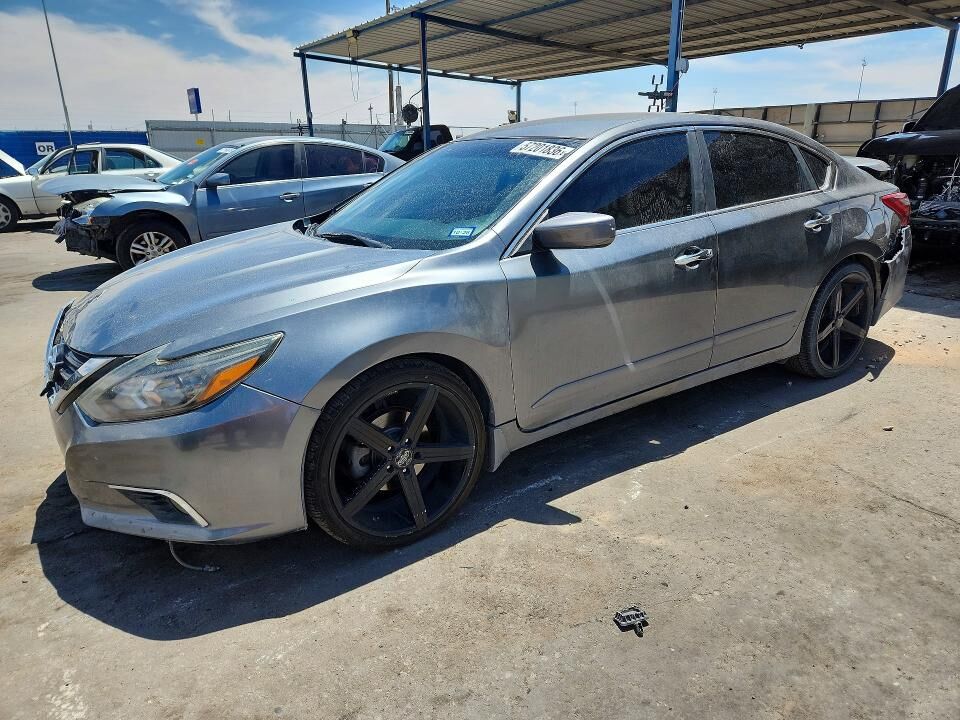 2017 NISSAN Altima