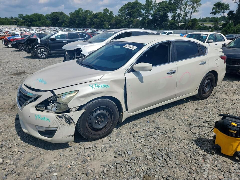 2015 NISSAN Altima
