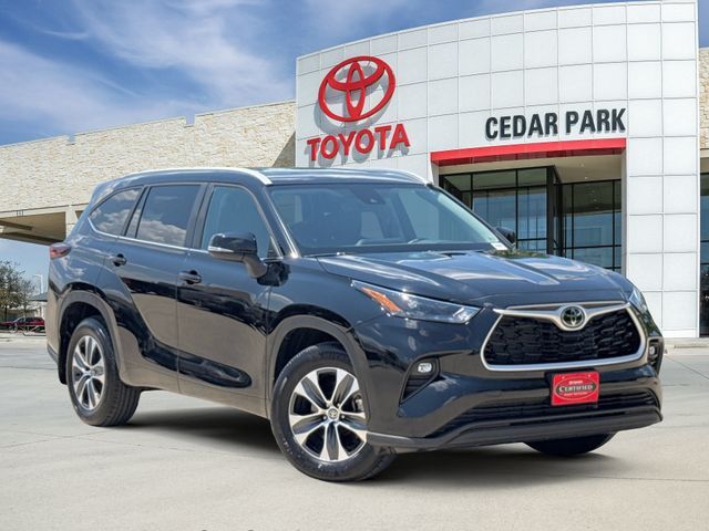 2026 TOYOTA Highlander