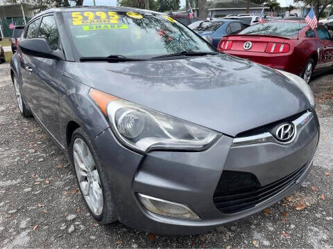 2013 HYUNDAI Veloster