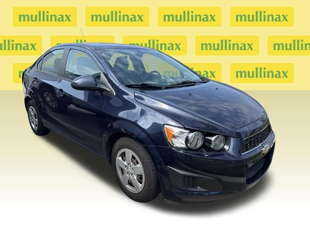 2016 CHEVROLET Sonic