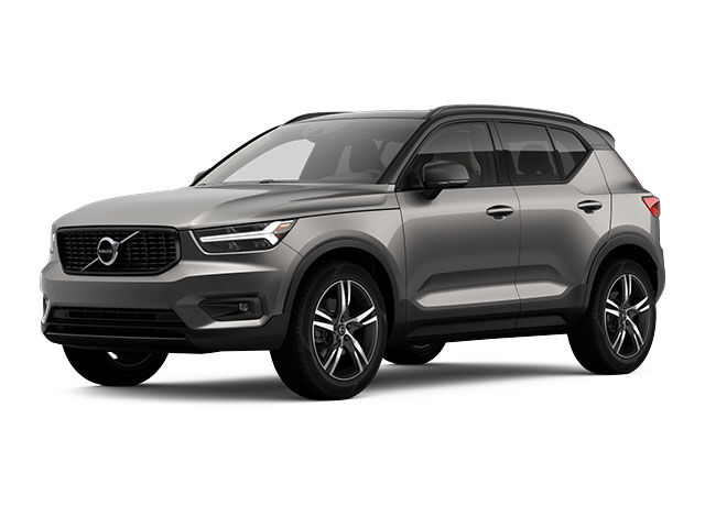 2022 VOLVO XC40