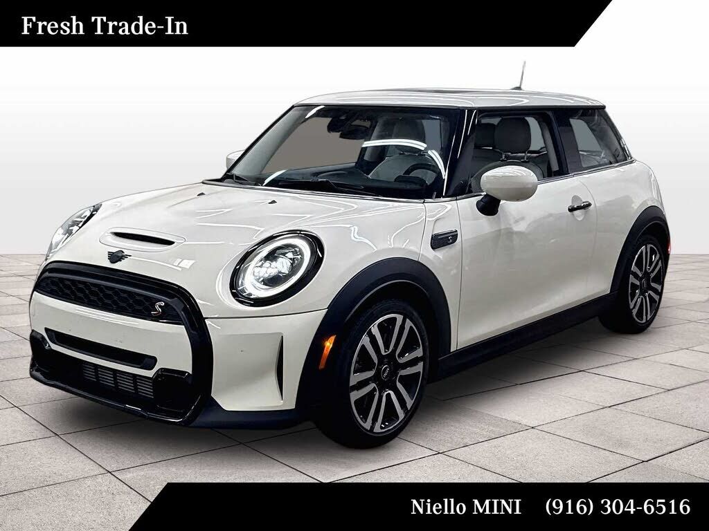 2023 MINI Hardtop