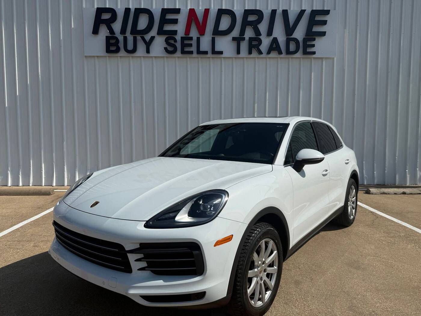 2019 PORSCHE Cayenne