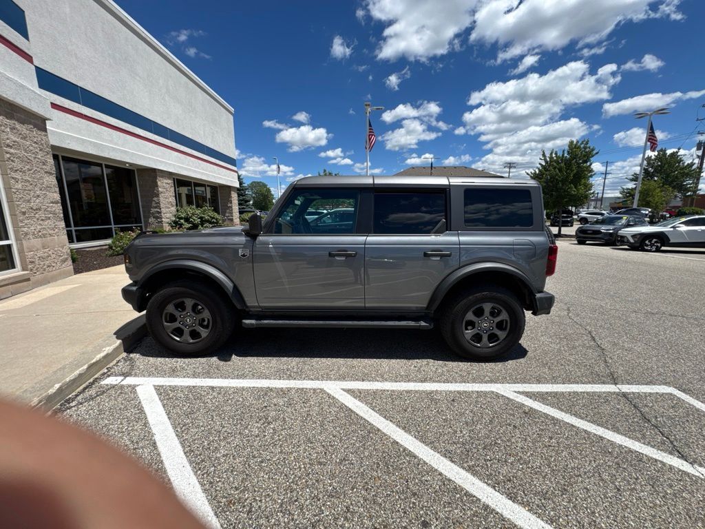 2024 FORD Bronco