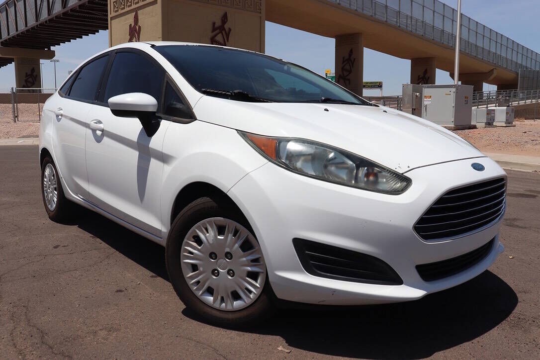 2016 FORD Fiesta