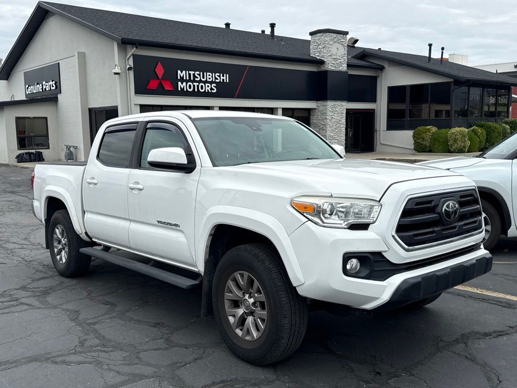 2018 TOYOTA Tacoma