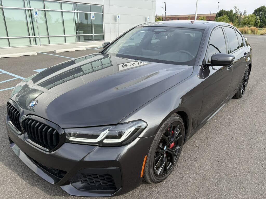 2023 BMW M5