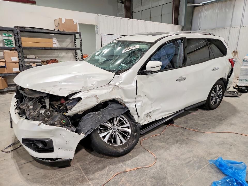 2018 NISSAN Pathfinder