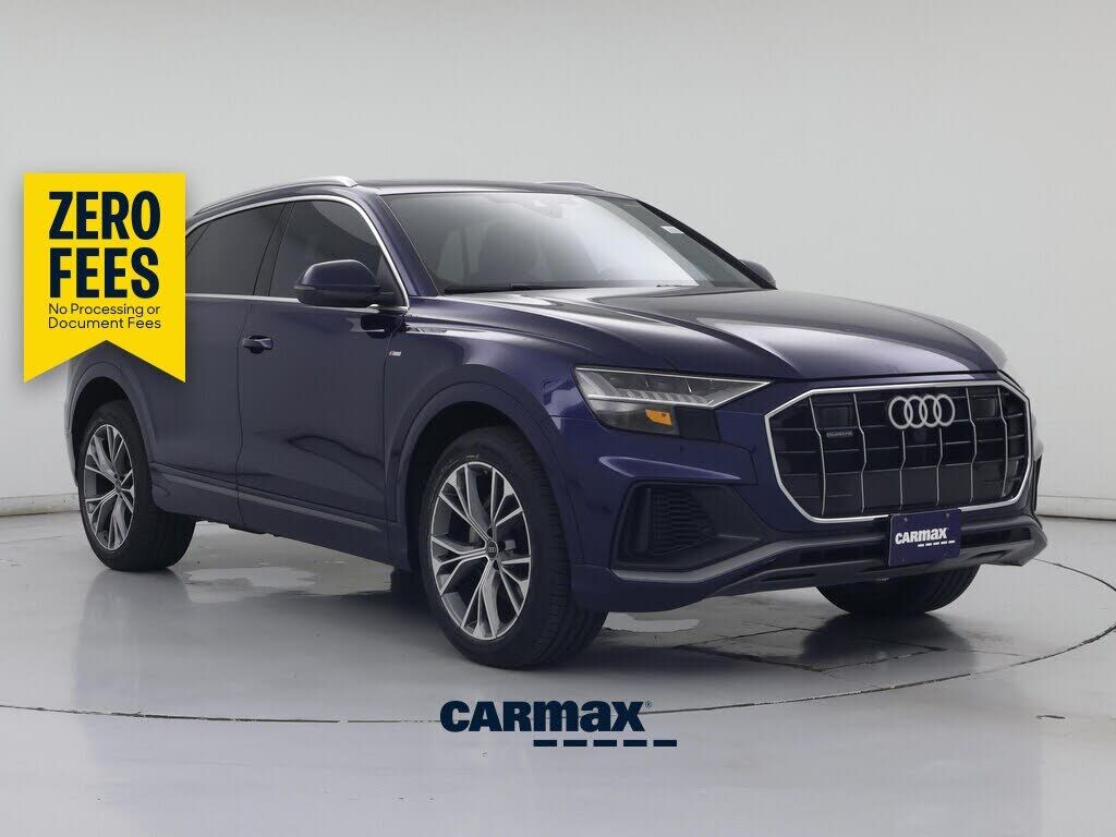 2023 AUDI Q8