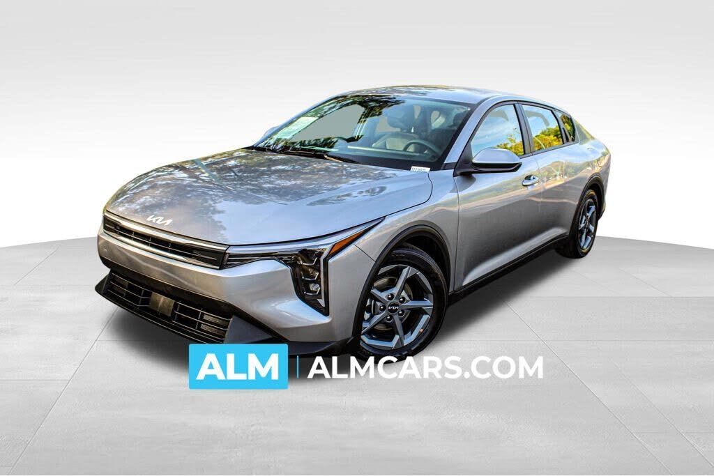 2025 KIA K4