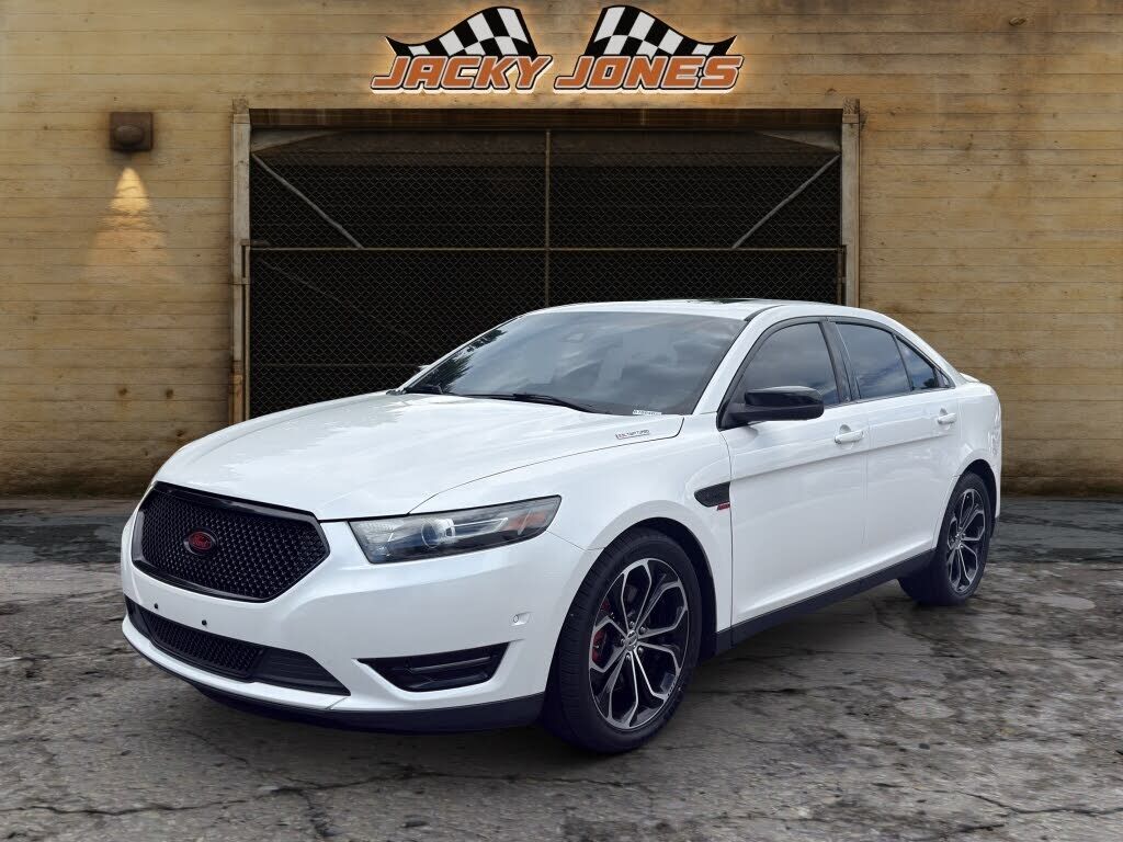 2013 FORD Taurus