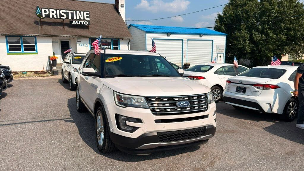 2017 FORD Explorer