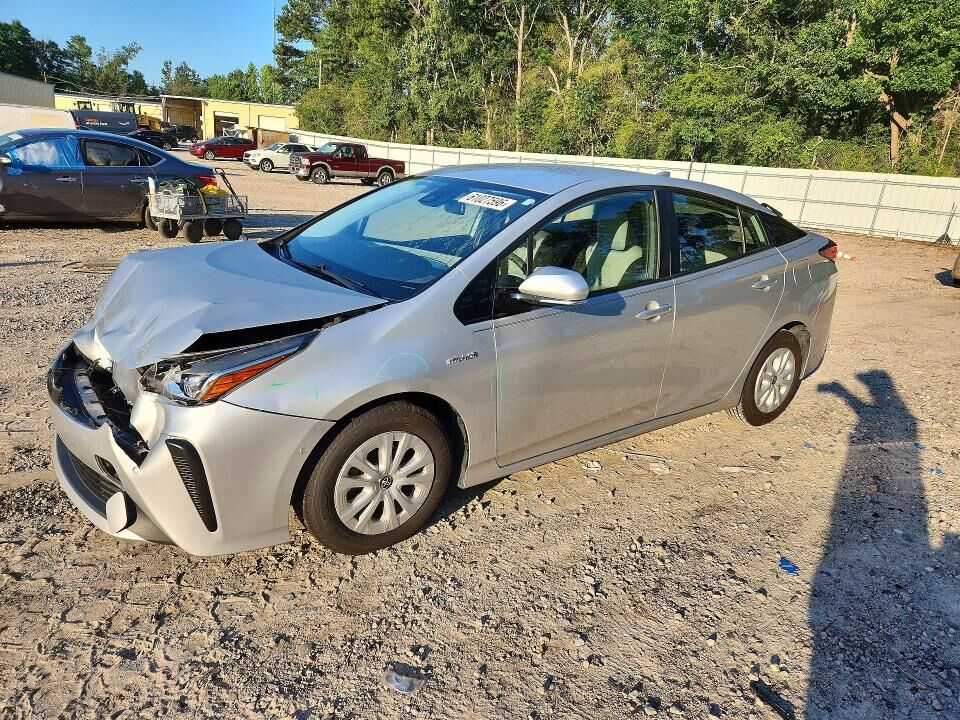 2019 TOYOTA PRIUS