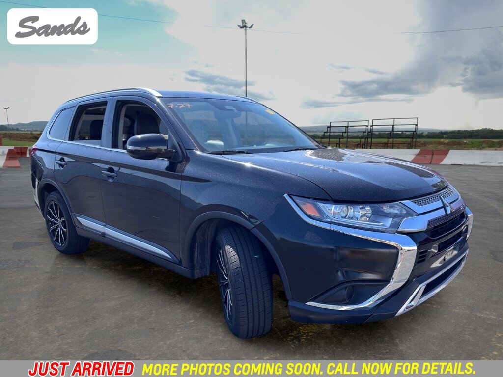 2020 MITSUBISHI Outlander