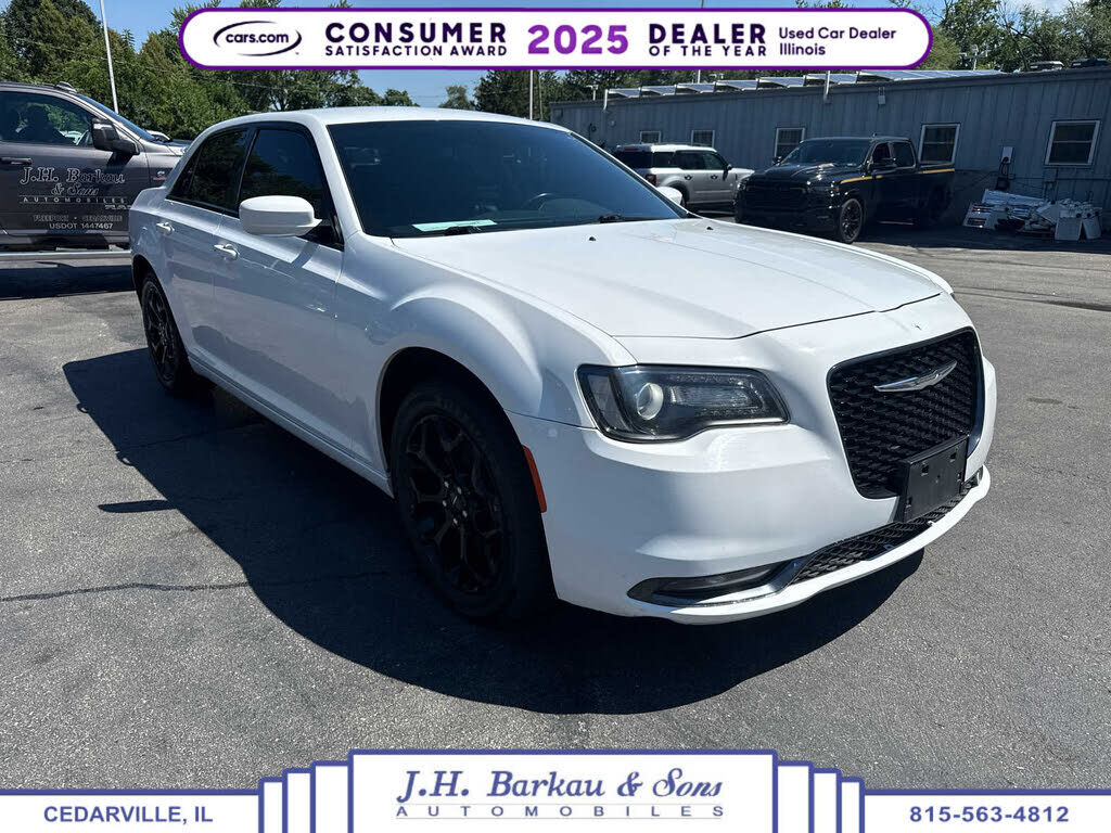 2020 CHRYSLER 300