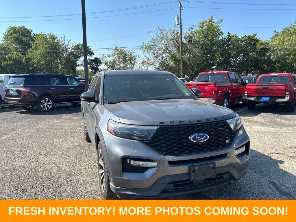2021 FORD Explorer