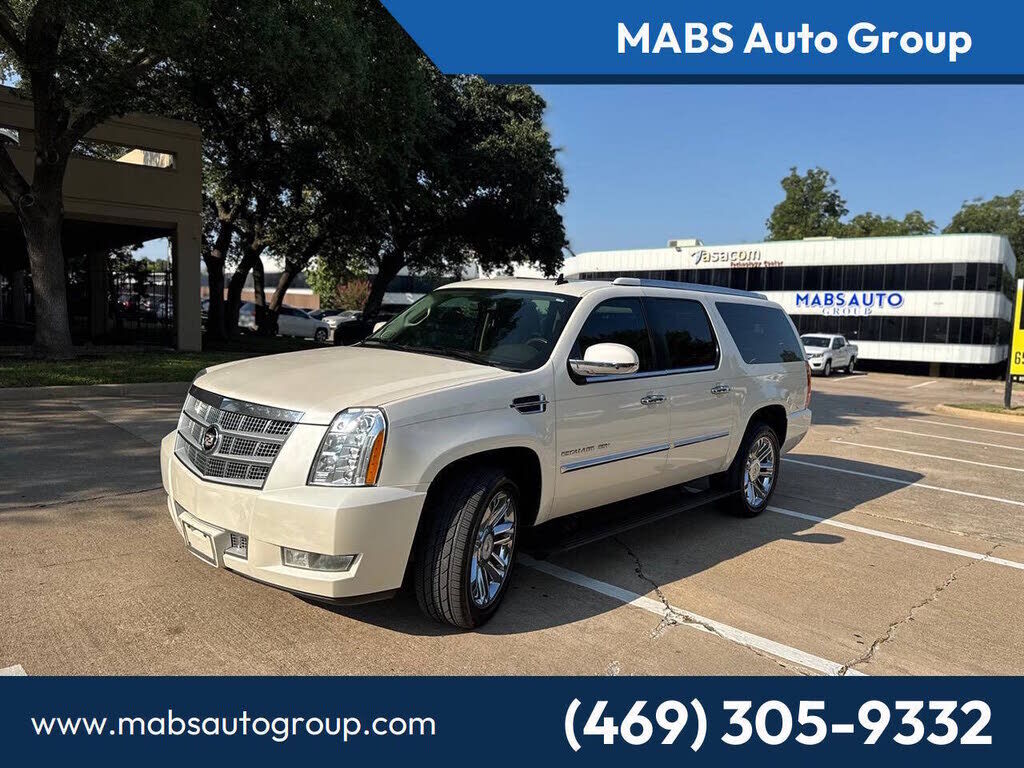 2011 CADILLAC Escalade