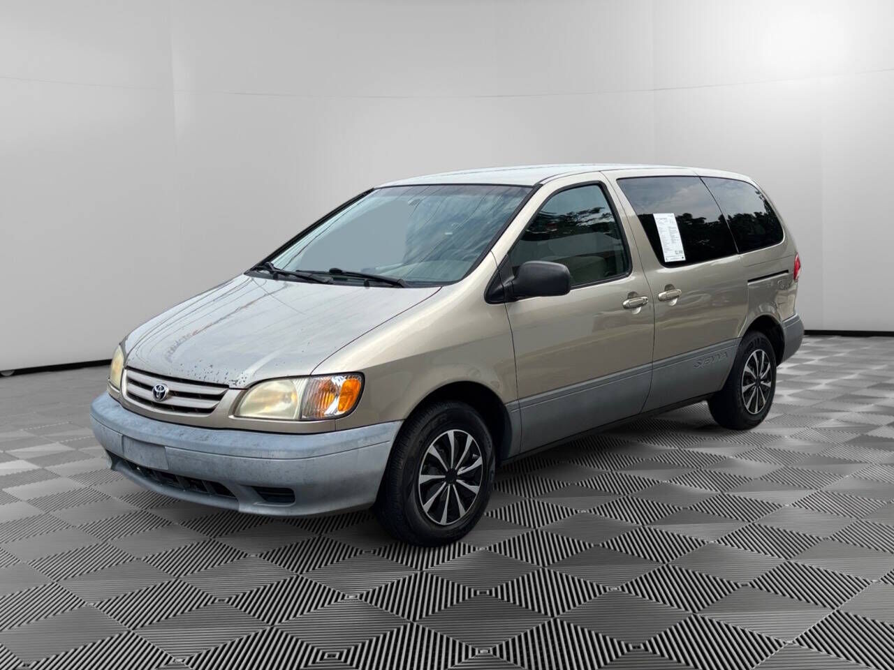 2001 TOYOTA Sienna