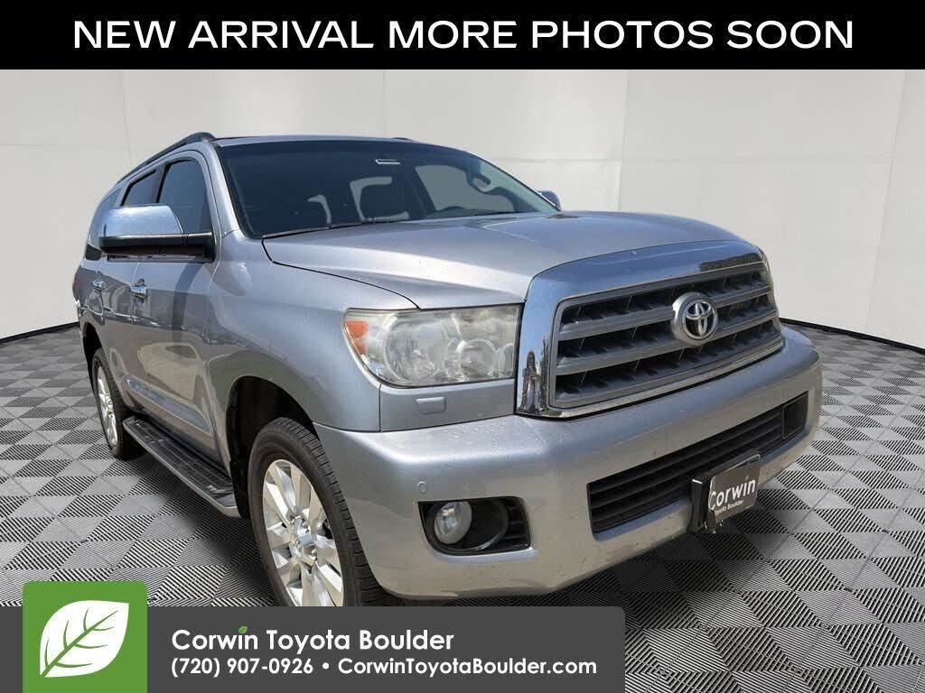2012 TOYOTA Sequoia