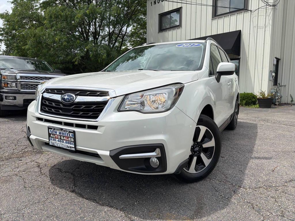 2017 SUBARU Forester