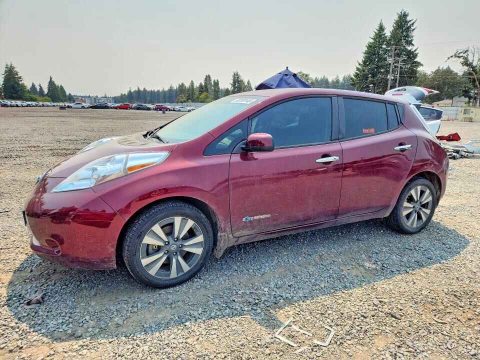 2016 NISSAN Leaf