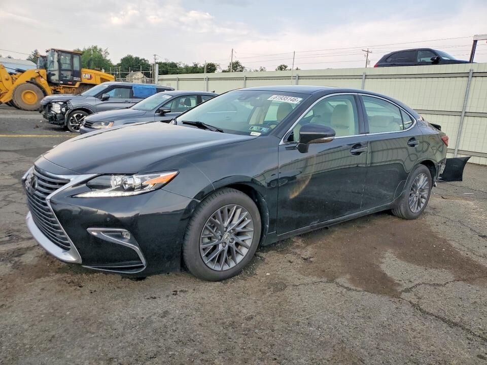 2018 LEXUS ES