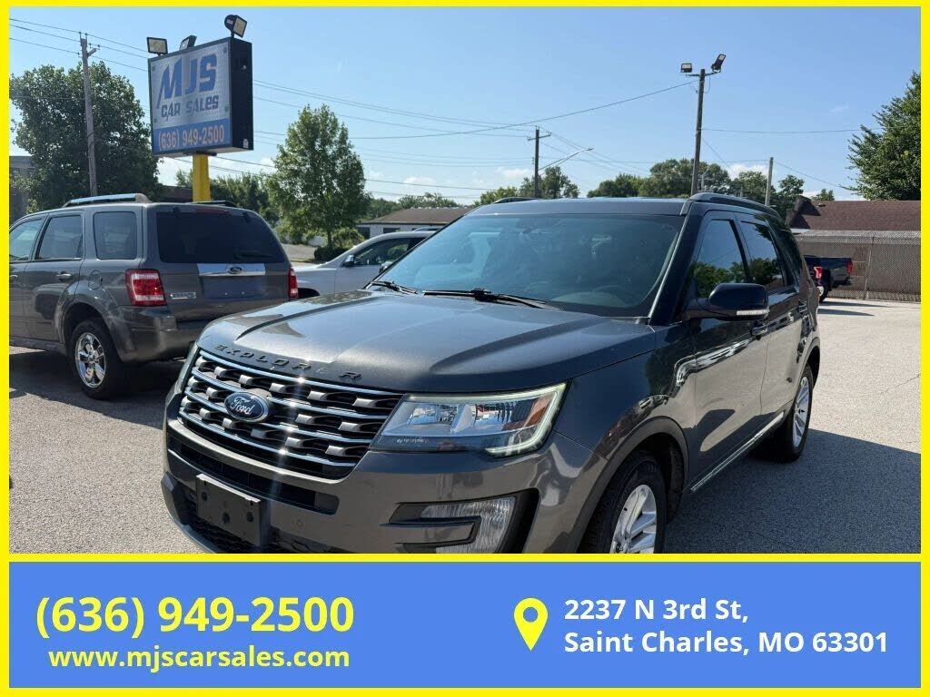 2017 FORD Explorer