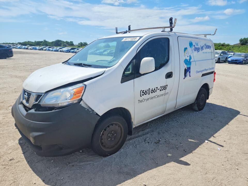 2015 NISSAN NV200
