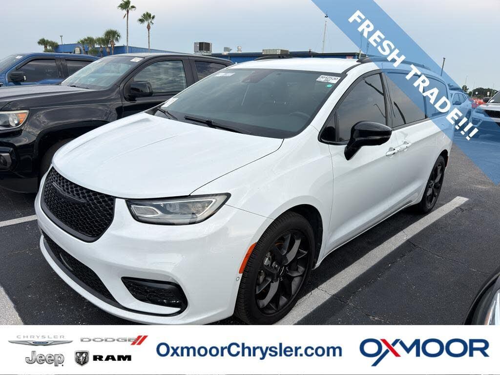 2024 CHRYSLER Pacifica