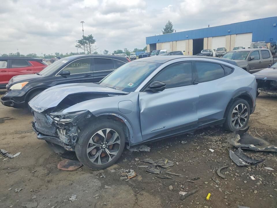 2022 FORD Mach-E