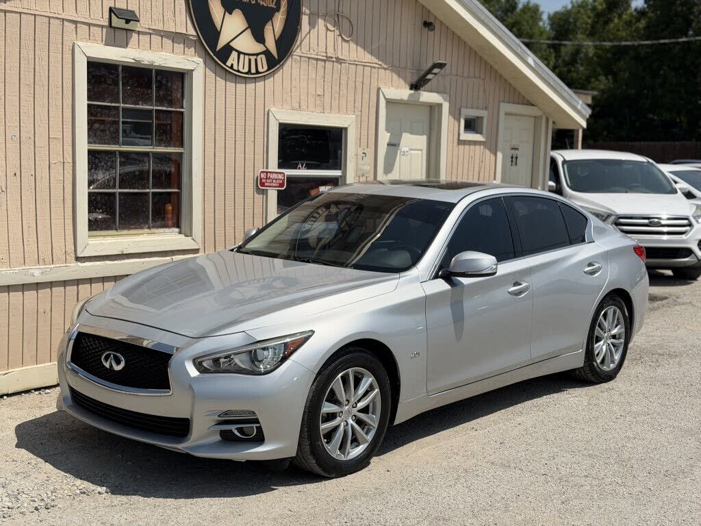 2017 INFINITI Q50