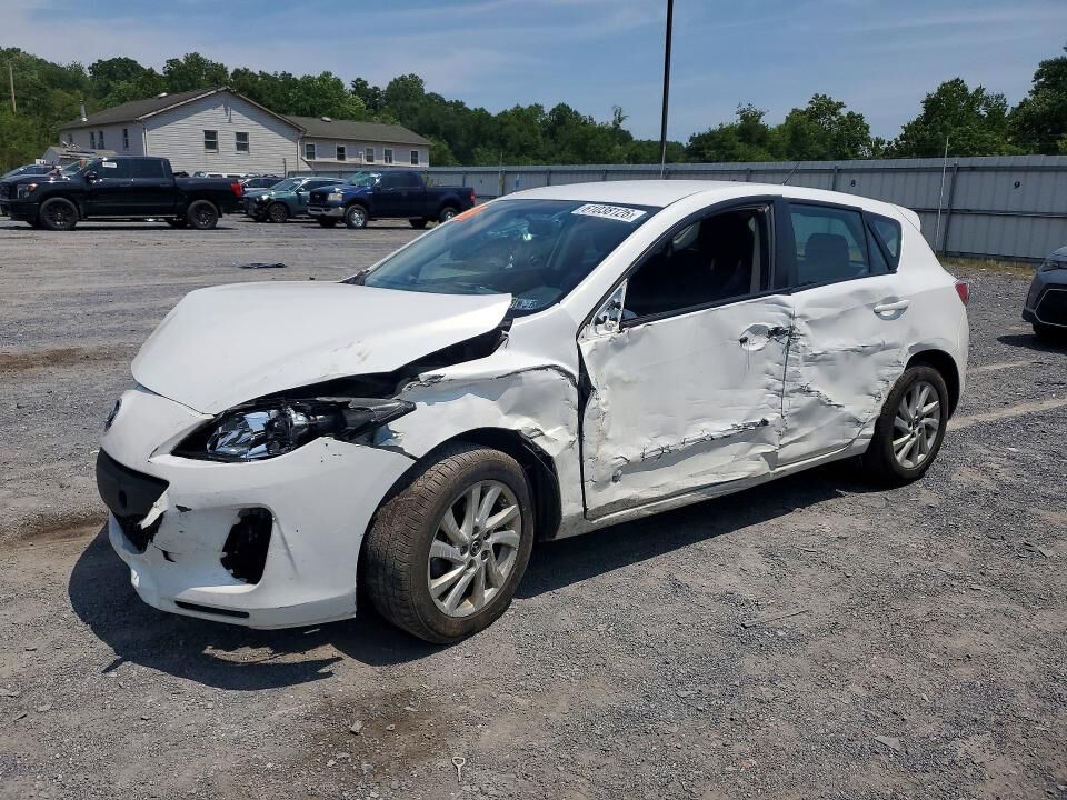 2013 MAZDA Mazda3