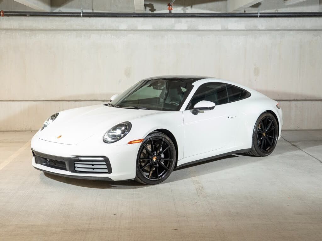 2024 PORSCHE 911