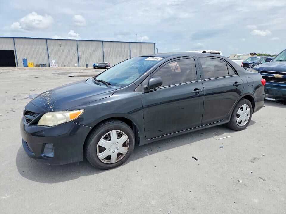 2013 TOYOTA Corolla