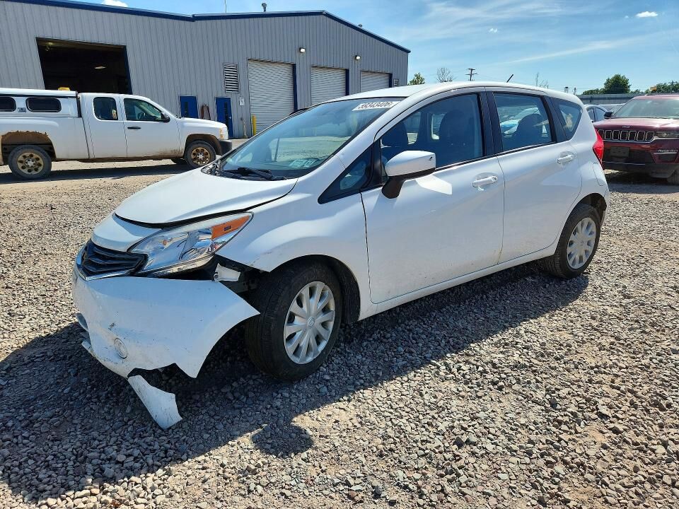2015 NISSAN Versa