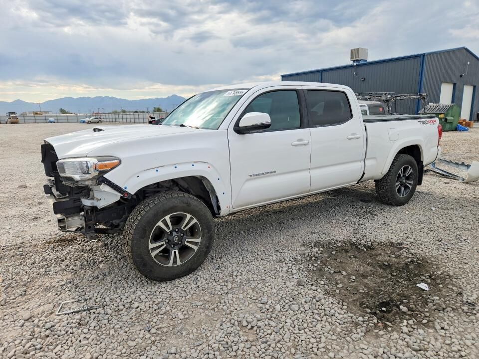 2019 TOYOTA Tacoma
